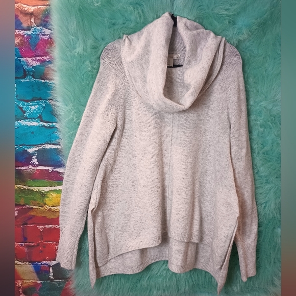 Kaisely Gray Cowl Neck Long Sleeve High Low Sweater Size M - Picture 3 of 13